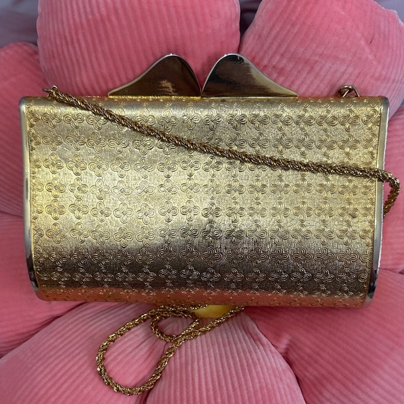 Walborg metallic Vintage Gold Textured Clutch - Picture 3 of 11